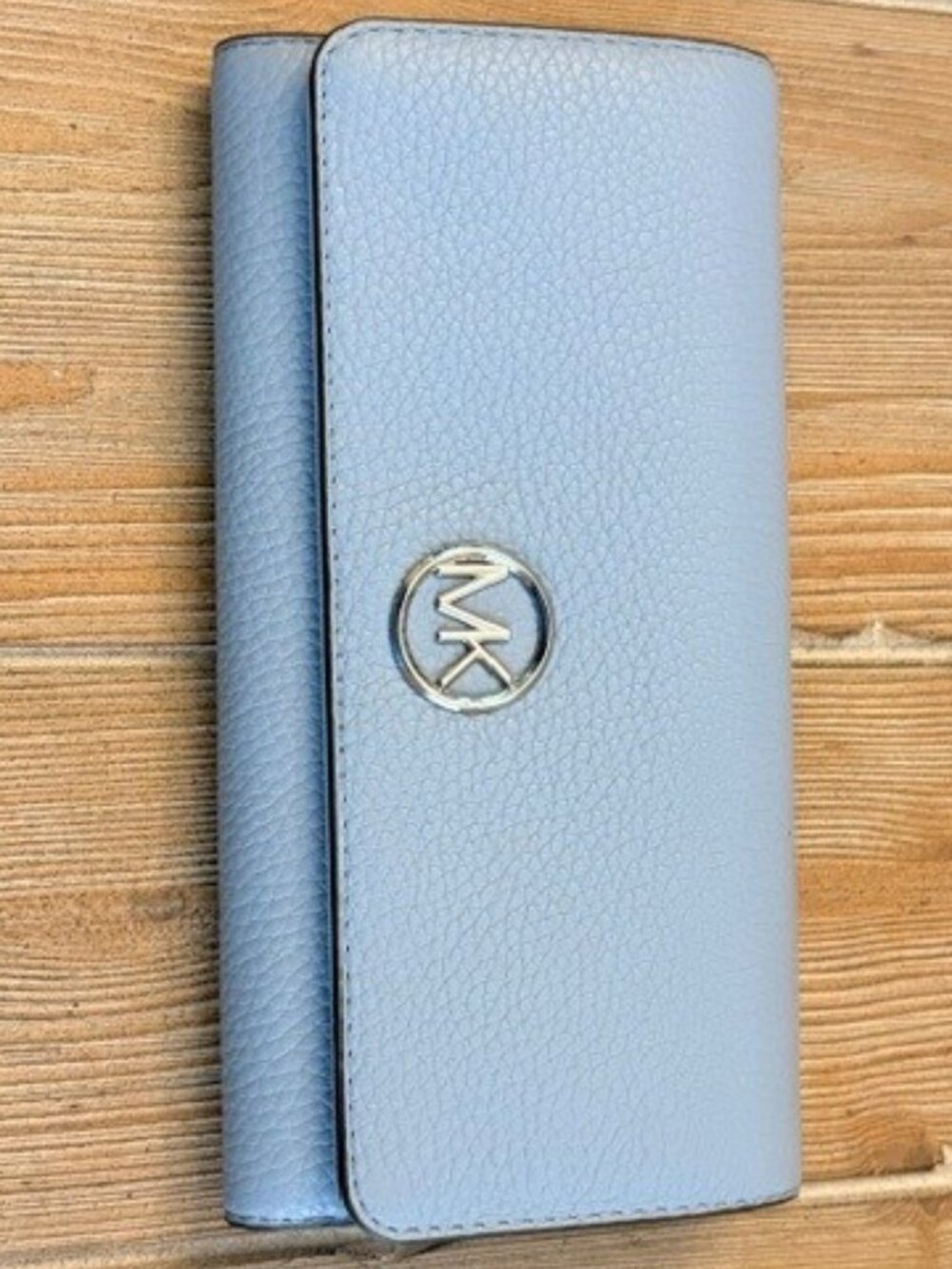 Michael Kors Light Blue Pebbled Leather Continental Wallet – NWOT